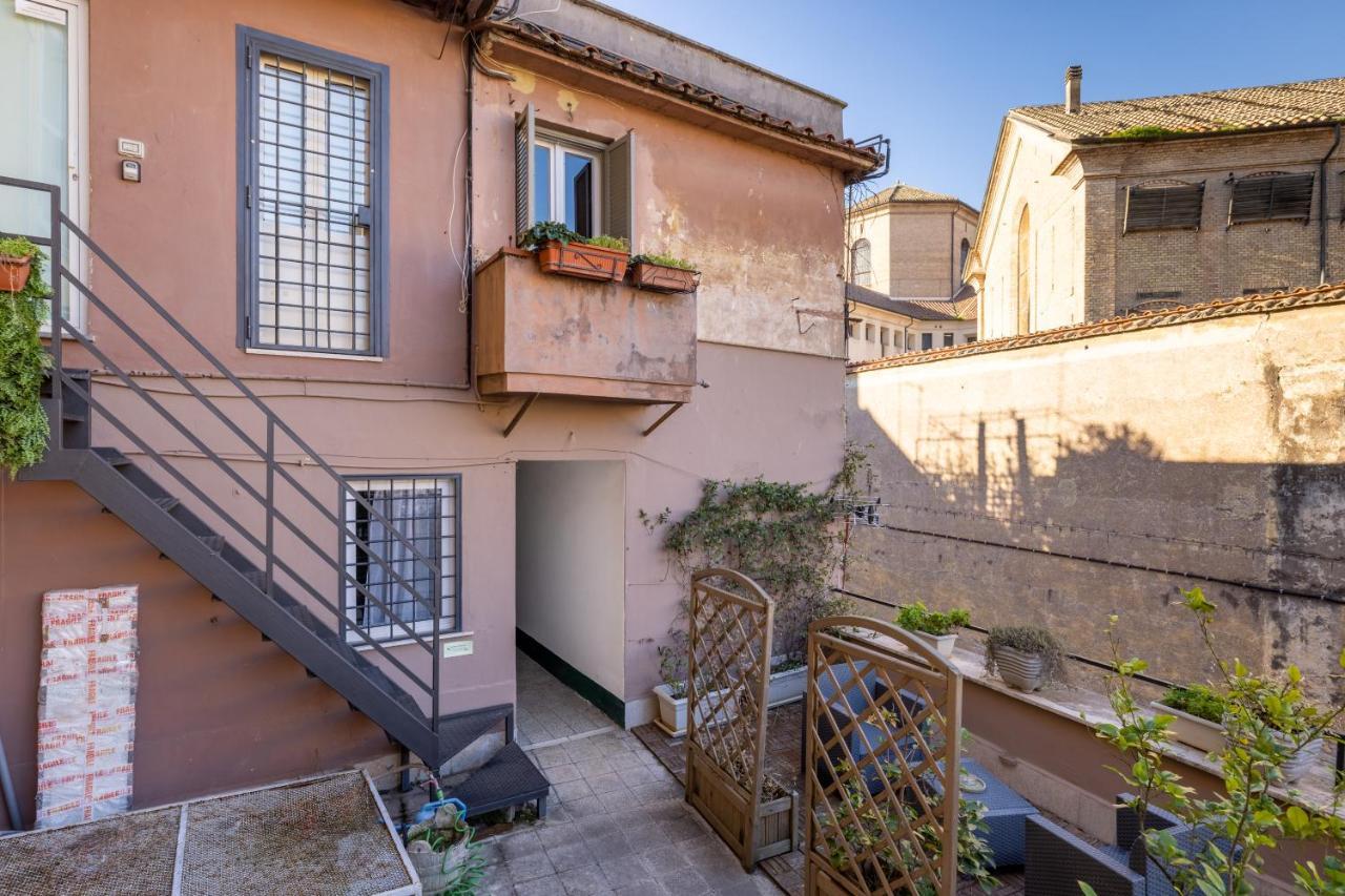 Romantic Studio In Trastevere エクステリア 写真